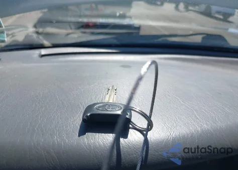 2001 Toyota Camry Ce from USA, damaged, VIN 4T1BG22K51U035251